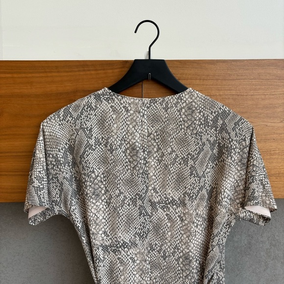Aritzia Babaton Snake print wrap dress, Size XS - Picture 11 of 13